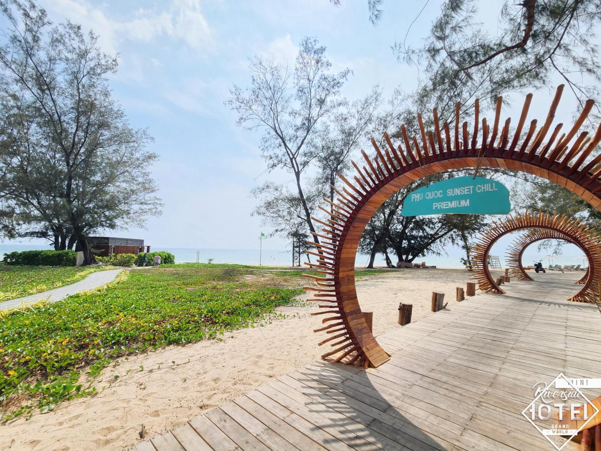 Riverside Mini Hotel Grand World Phu Quoc Extérieur photo